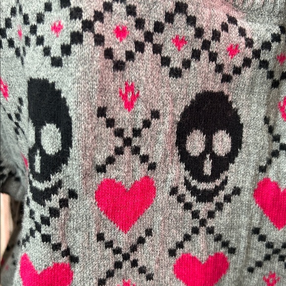 Torrid Gray Skull and Heart Pattern Sweater - Christmas Sweater - Picture 2 of 6
